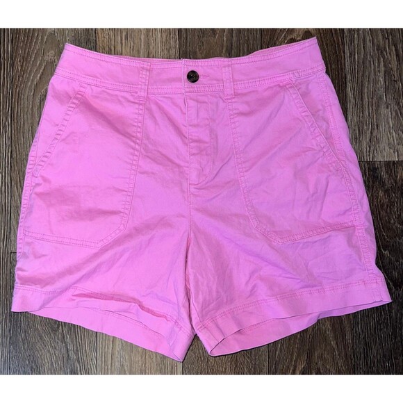 GAP Girlfriend Khaki Shorts With Pockets Size 8 - Picture 1 of 6